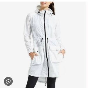 Athleta Womens City Slicker White Long Rain Coat Size XXS